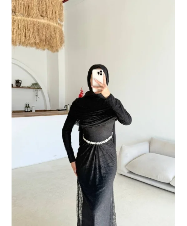 Nilsu Elbise