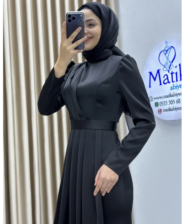 Zara Saten Abiye