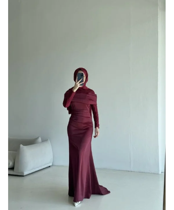 Zoya Elbise