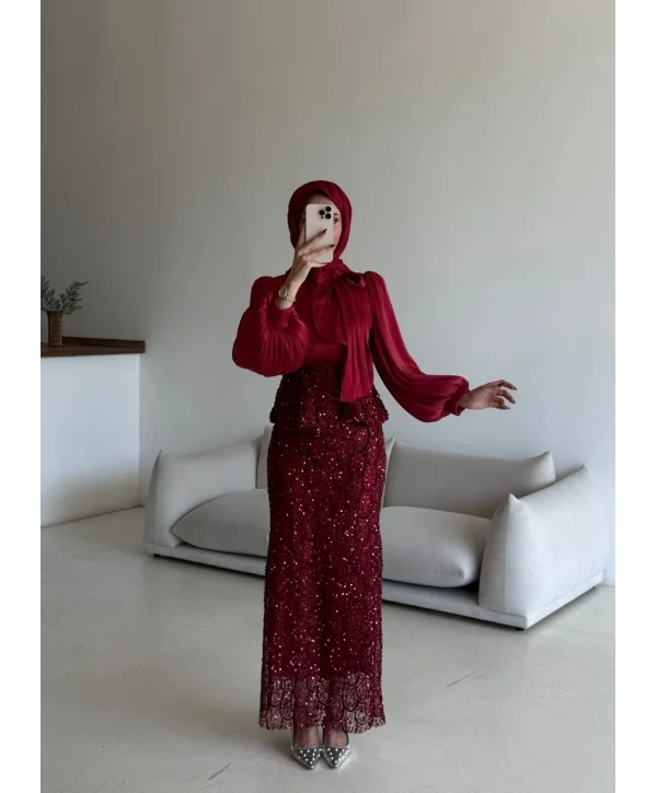 Zühre Takım