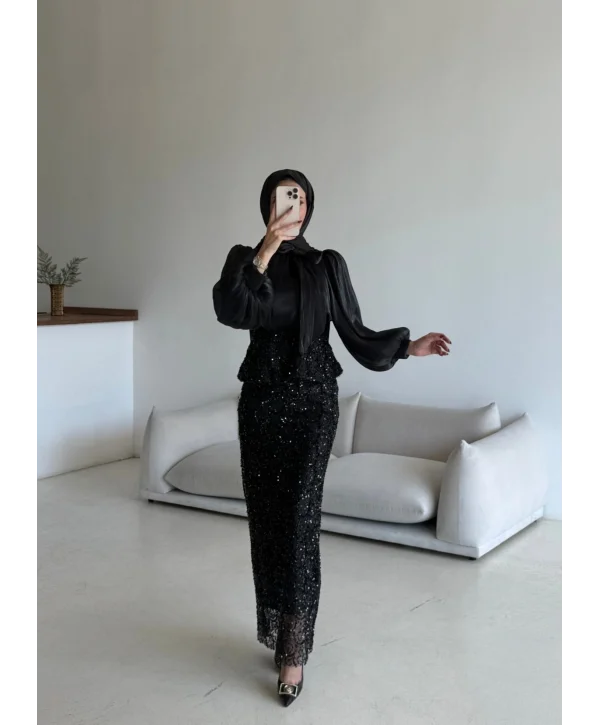Zühre Takım