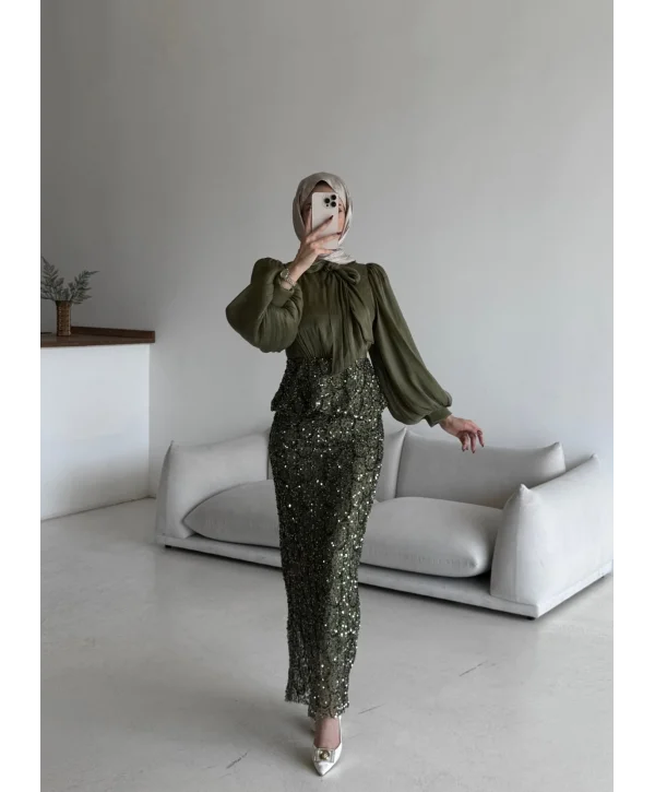 Zühre Takım