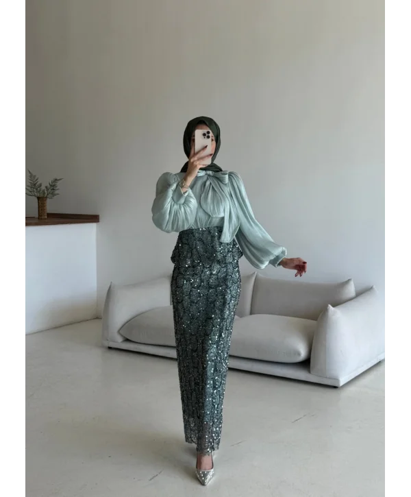 Zühre Takım