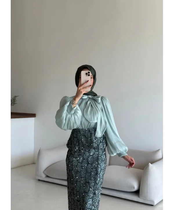 Zühre Takım