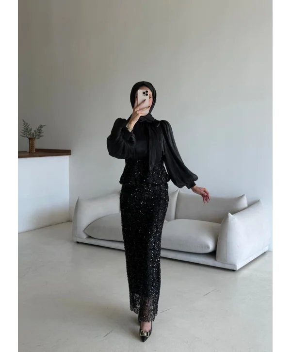 Zühre Takım