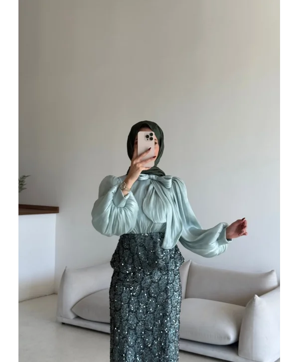 Zühre Takım
