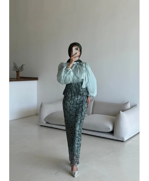 Zühre Takım