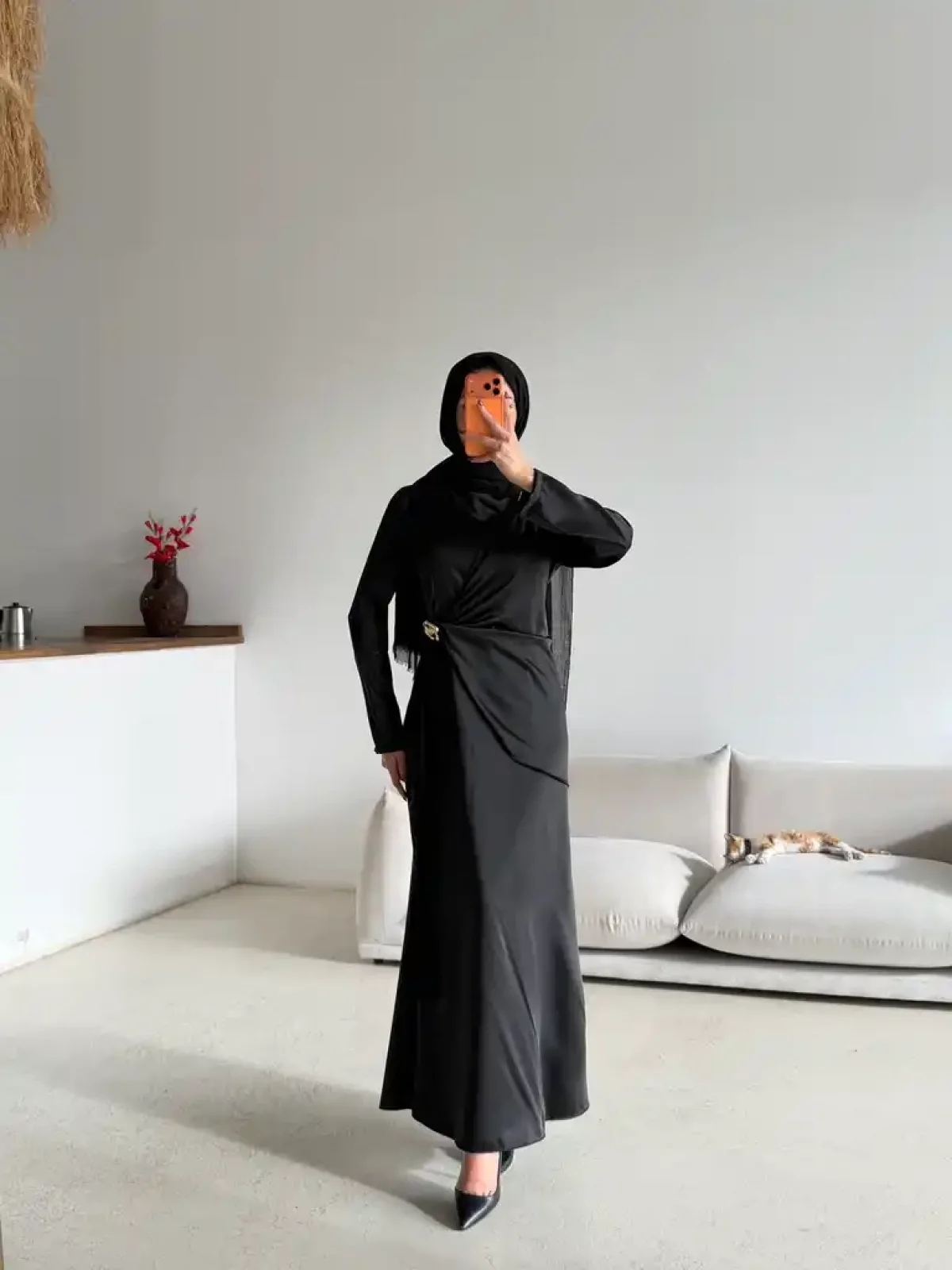 Lal Elbise
