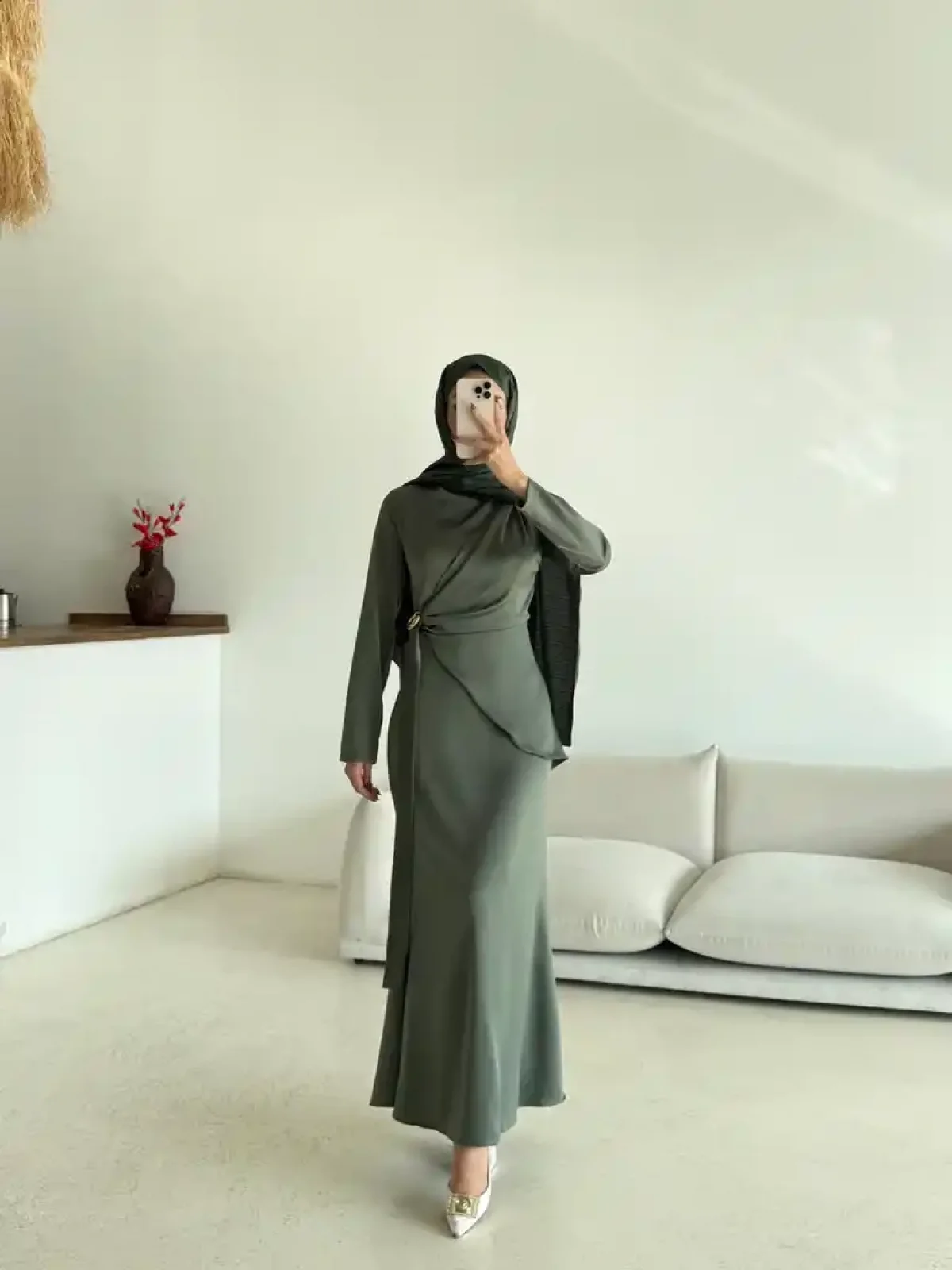 Lal Elbise