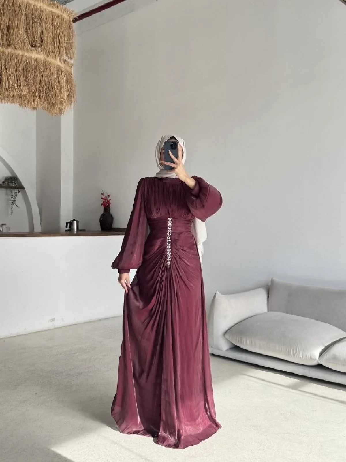 Lara Abiye
