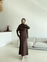 Lal Elbise