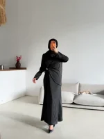 Lal Elbise