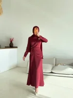 Lal Elbise