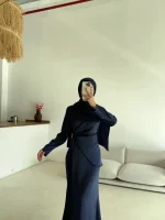 Lal Elbise