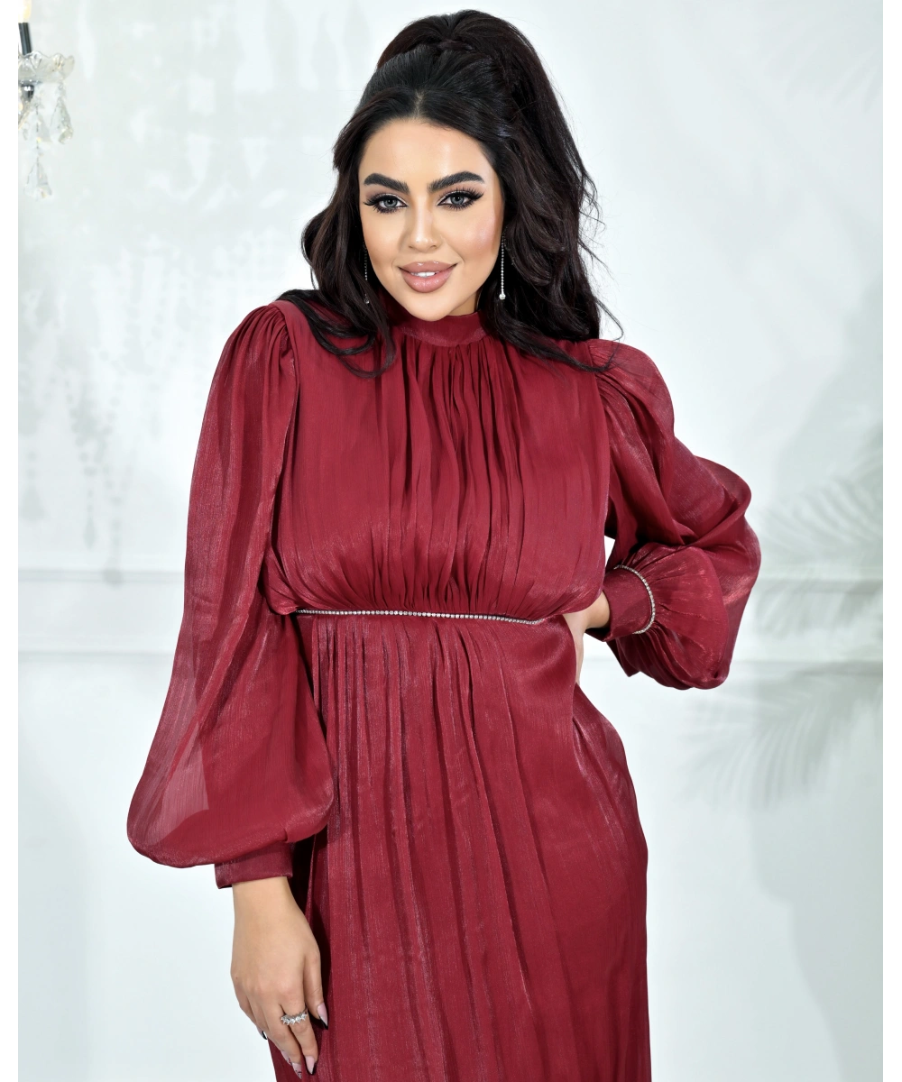 Yüksek Yaka, Bel Taş Detaylı, Uzun Kollu, Dökümlü Şifon Uzun Abiye Elbise