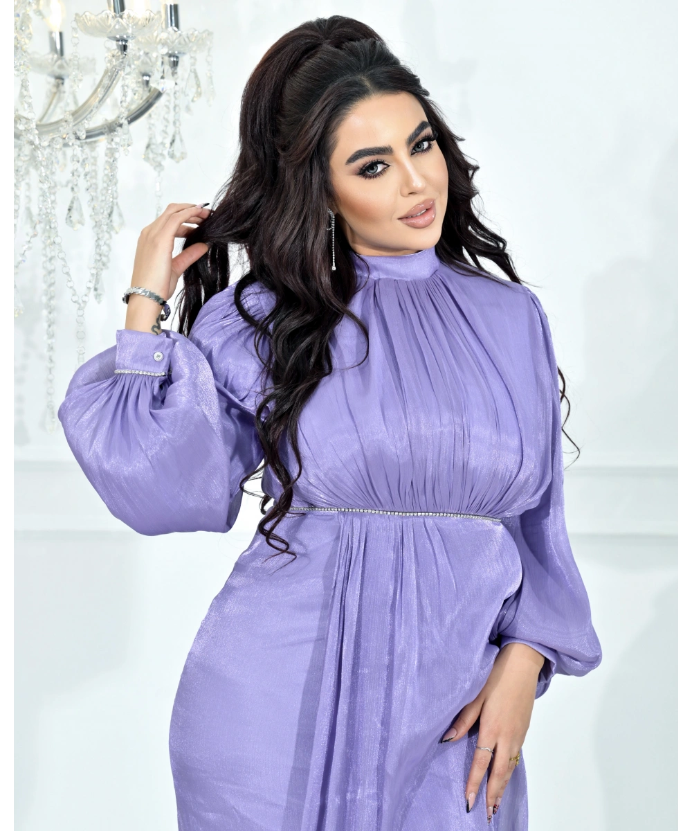 Yüksek Yaka, Bel Taş Detaylı, Uzun Kollu, Dökümlü Şifon Uzun Abiye Elbise