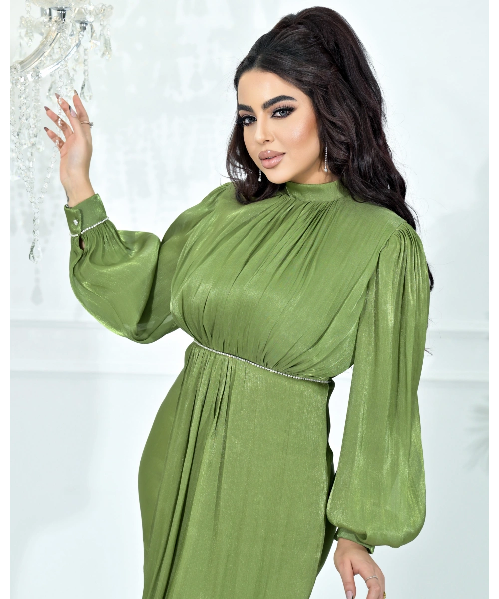 Yüksek Yaka, Bel Taş Detaylı, Uzun Kollu, Dökümlü Şifon Uzun Abiye Elbise