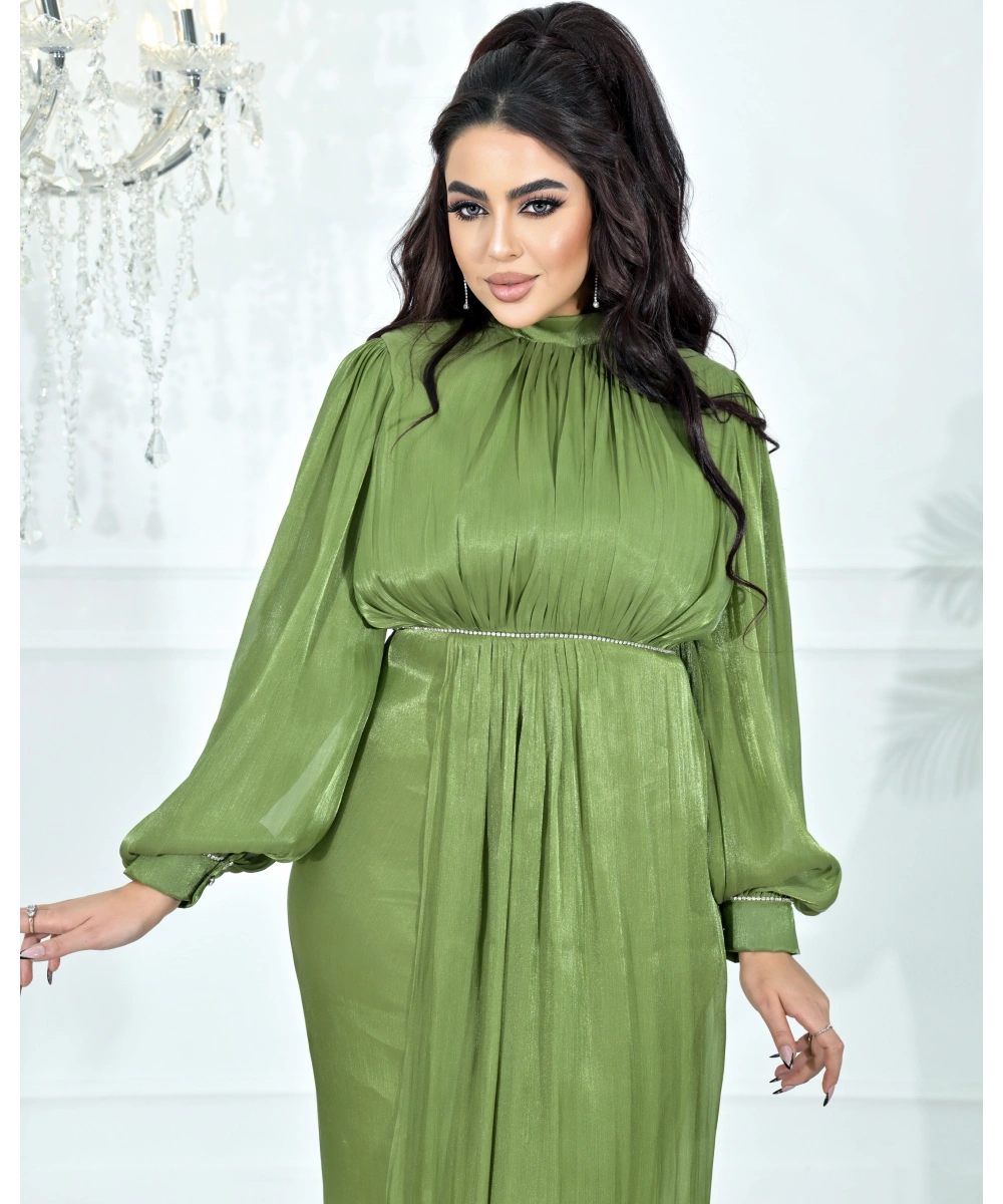 Yüksek Yaka, Bel Taş Detaylı, Uzun Kollu, Dökümlü Şifon Uzun Abiye Elbise