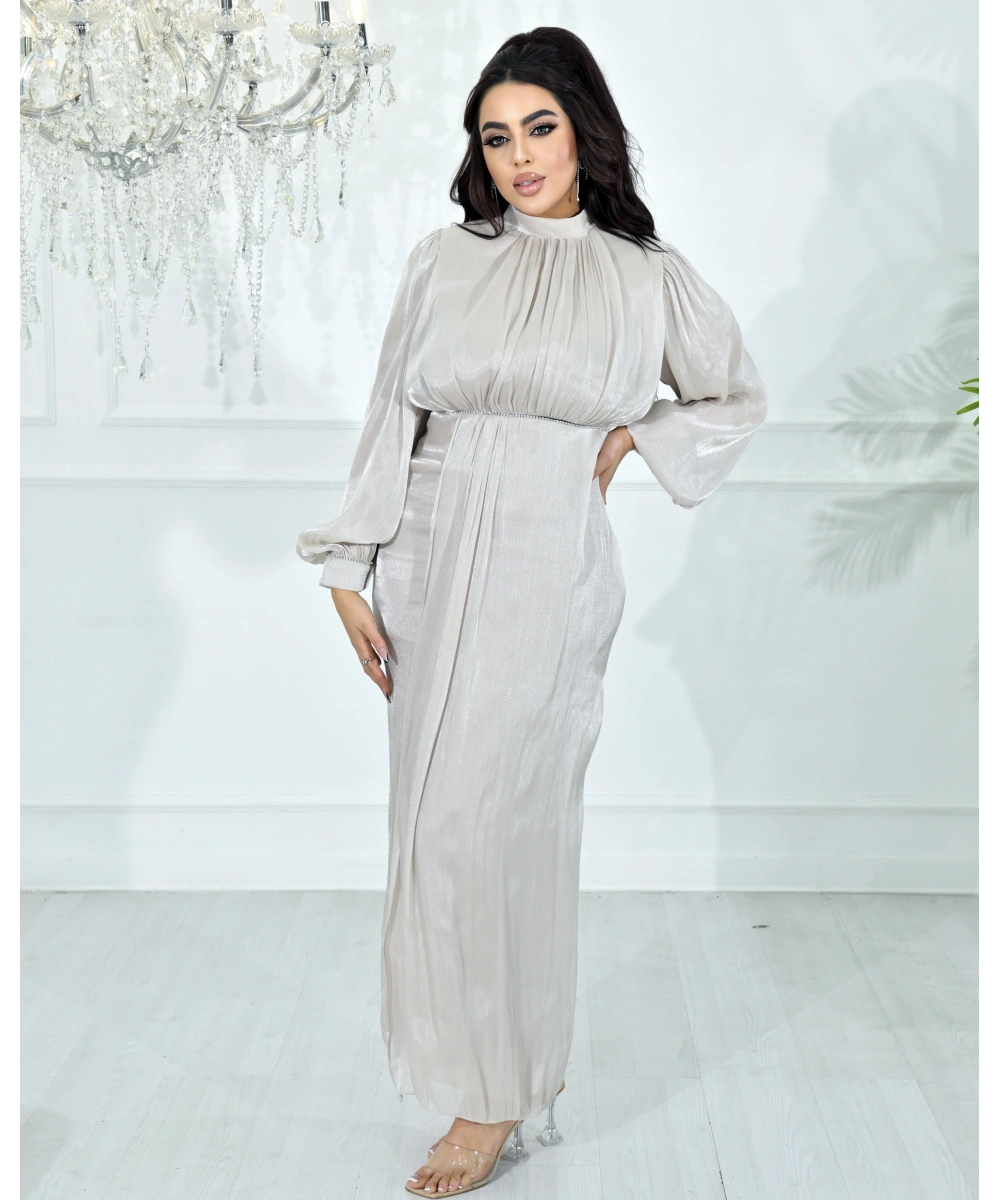 Yüksek Yaka, Bel Taş Detaylı, Uzun Kollu, Dökümlü Şifon Uzun Abiye Elbise