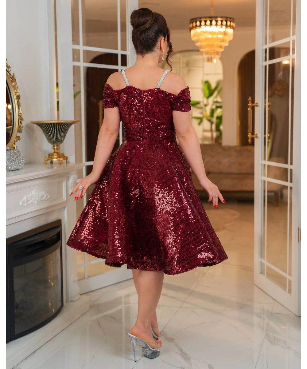 Altın Payetli Omuz Açık Drapeli Abiye Elbise