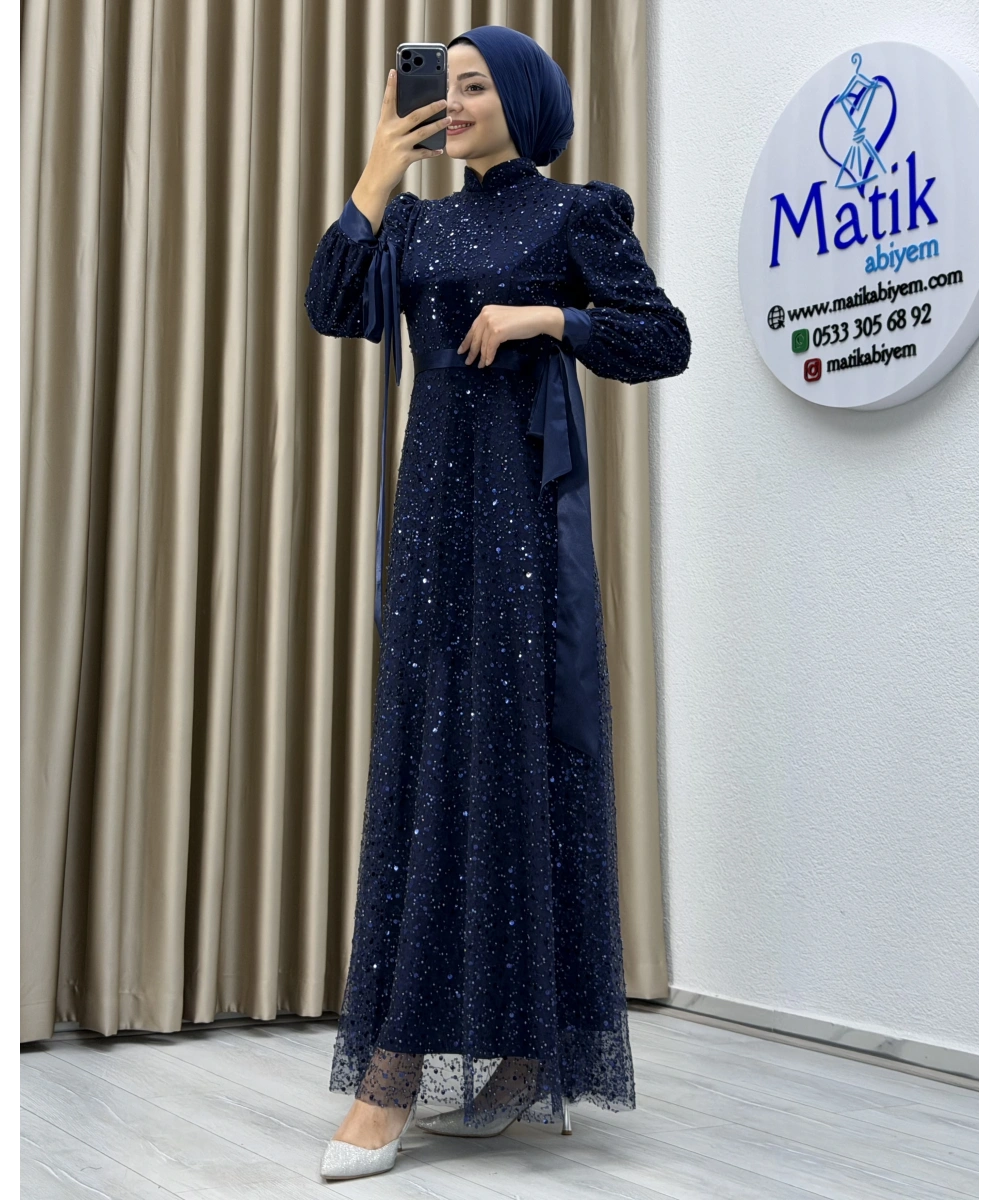 Analı Kızlı Boncuk Payet Elbise