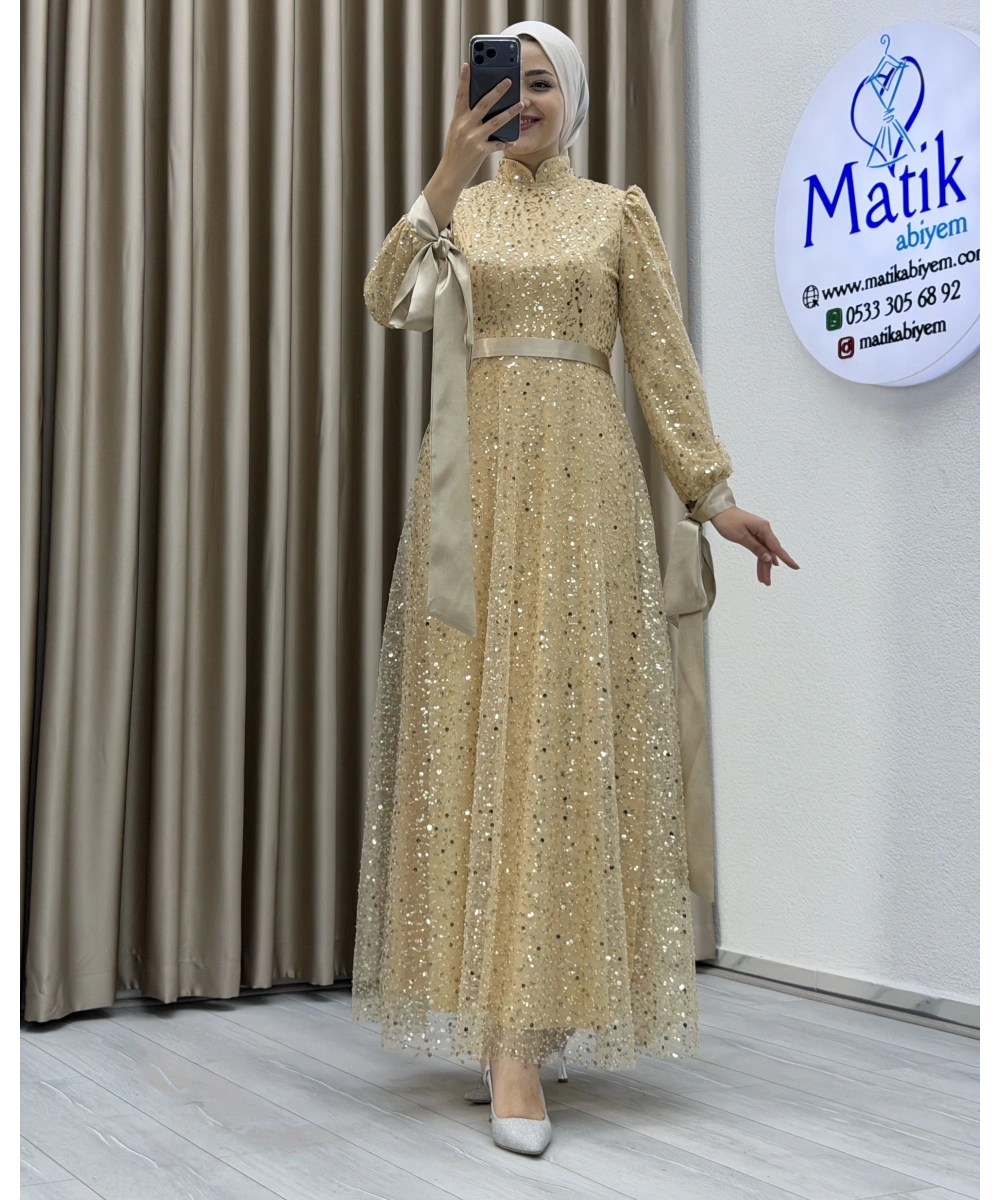 Analı Kızlı Boncuk Payet Elbise