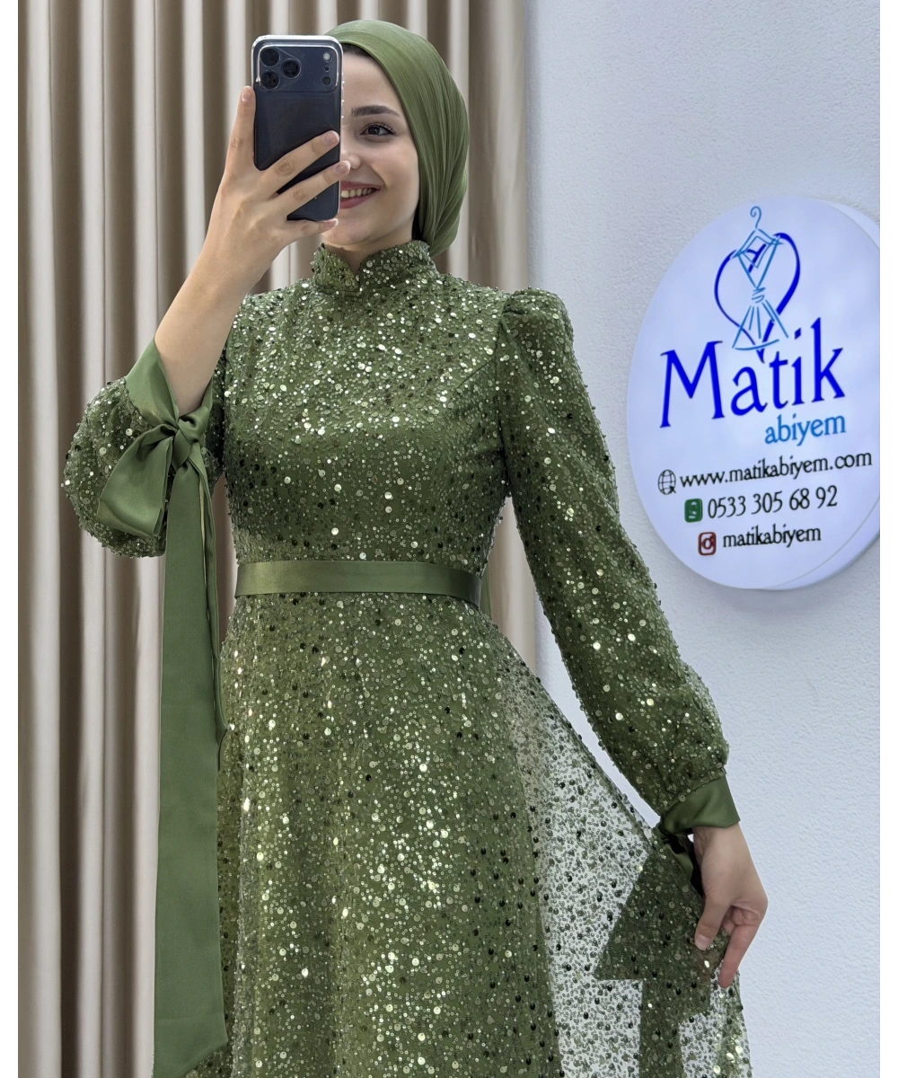 Analı Kızlı Boncuk Payet Elbise
