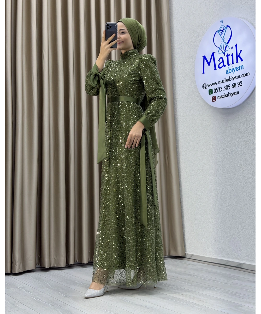 Analı Kızlı Boncuk Payet Elbise