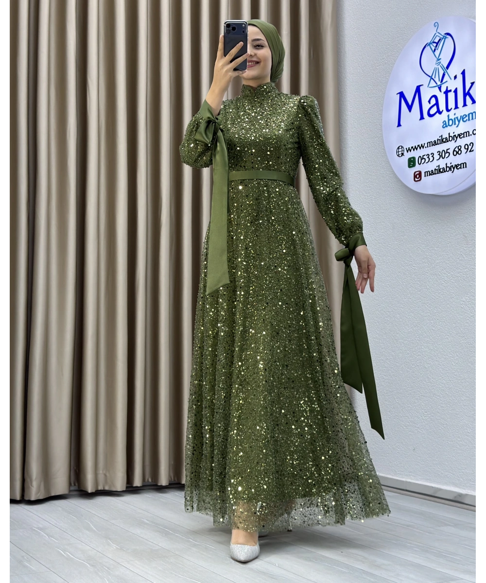 Analı Kızlı Boncuk Payet Elbise