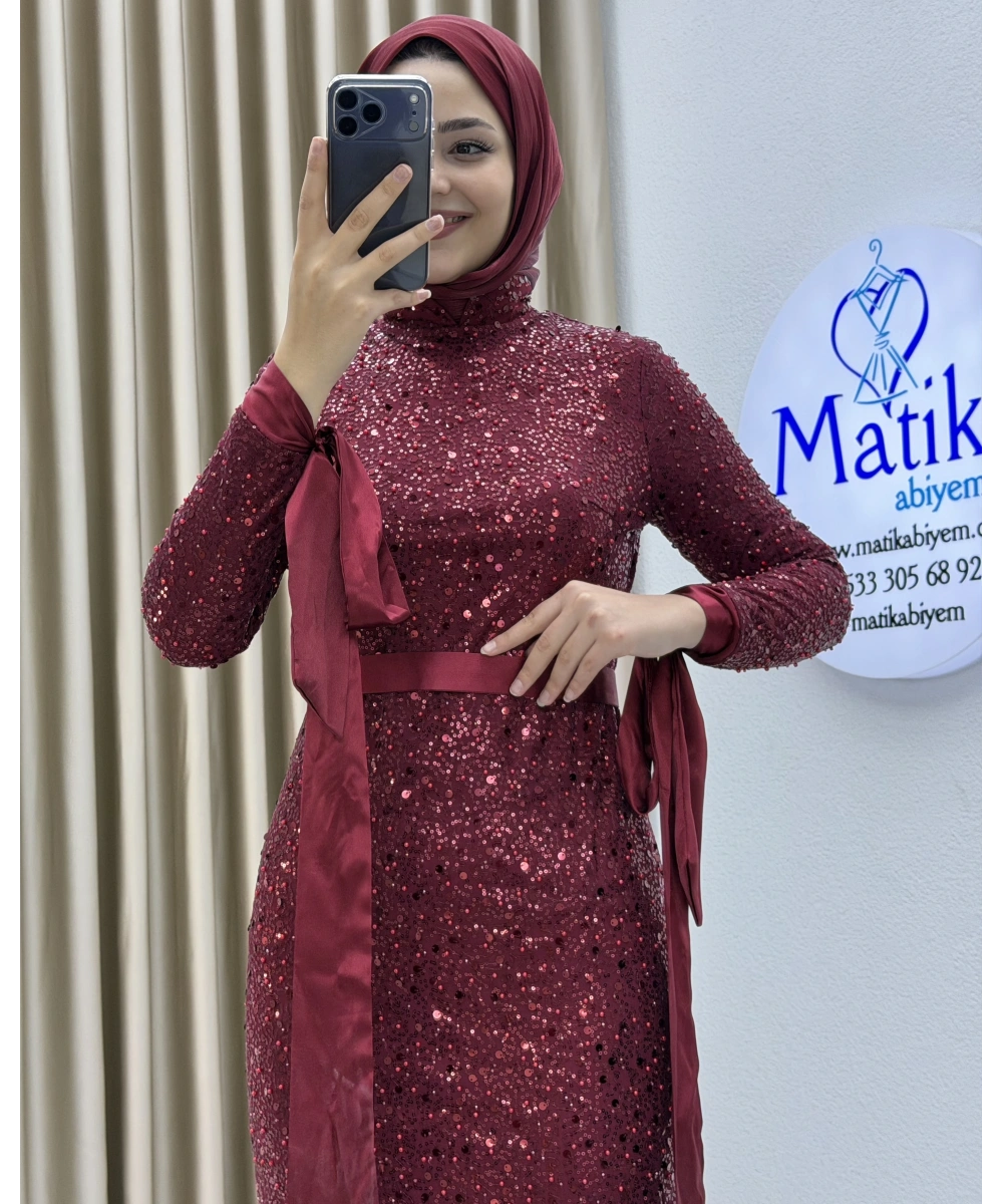 Analı Kızlı Boncuk Payet Midi Elbise