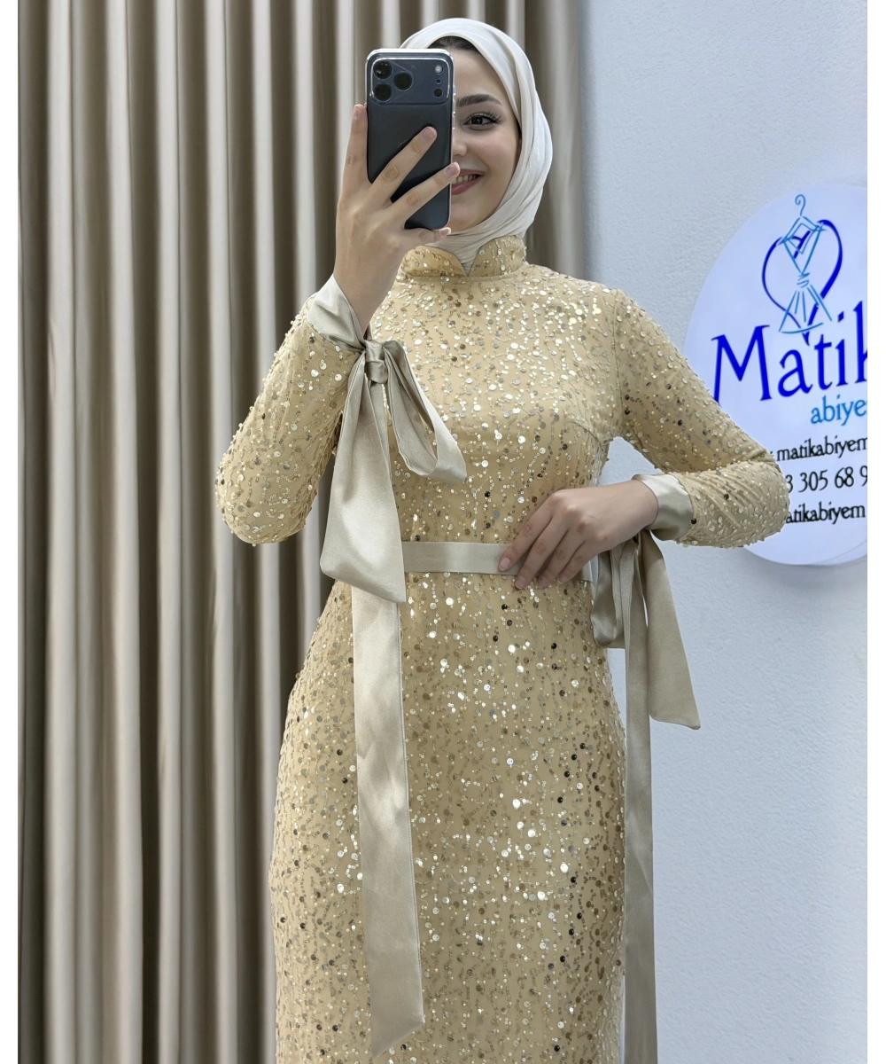 Analı Kızlı Boncuk Payet Midi Elbise