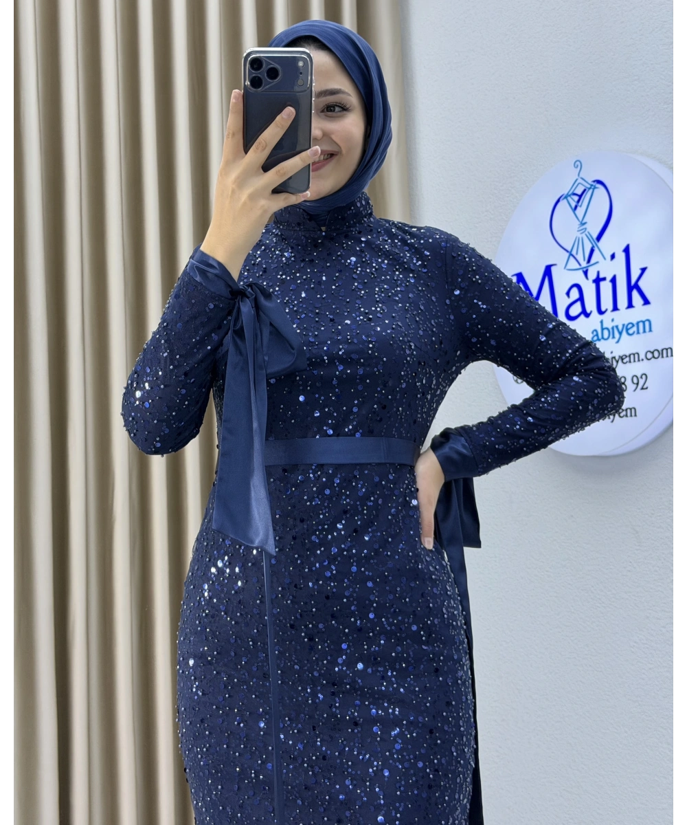 Analı Kızlı Boncuk Payet Midi Elbise