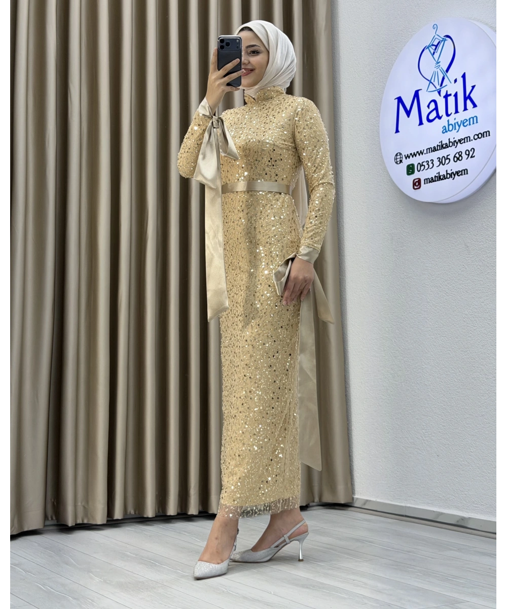 Analı Kızlı Boncuk Payet Midi Elbise