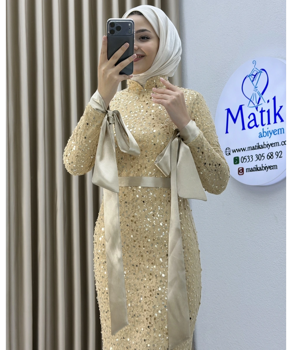Analı Kızlı Boncuk Payet Midi Elbise