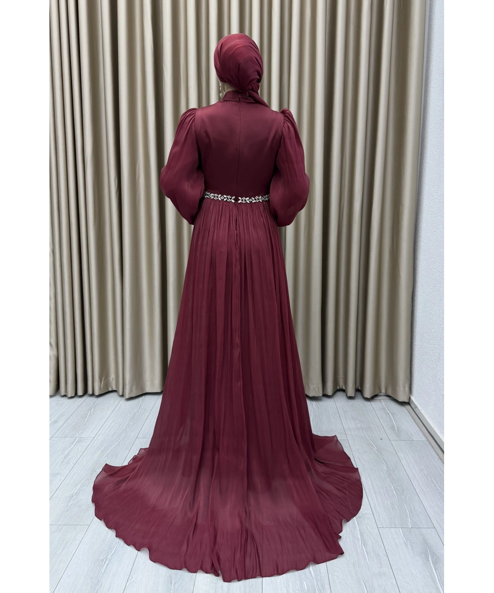 Bel Taş İşlemeli, Şifon Pile Detaylı, Balon Kollu, Dik Yaka, Uzun Boy, A Kesim Zarif Abiye Elbise