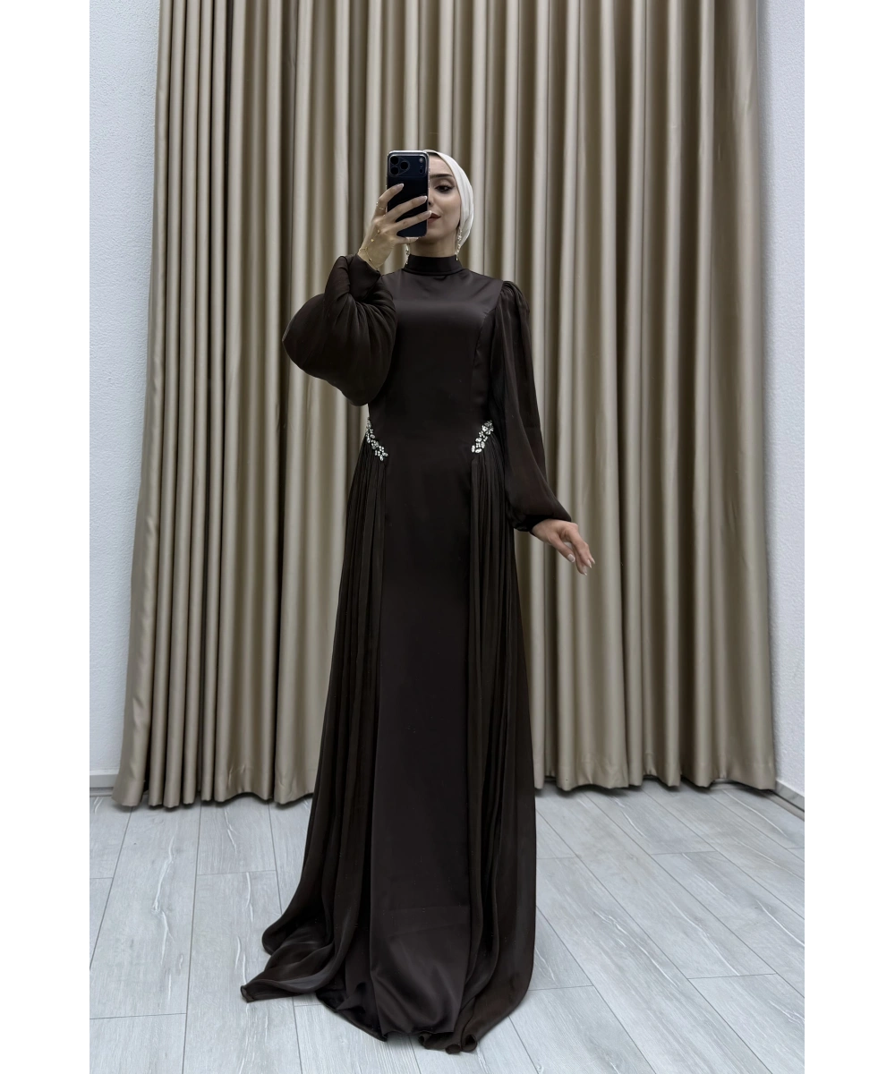 Bel Taş İşlemeli, Şifon Pile Detaylı, Balon Kollu, Dik Yaka, Uzun Boy, A Kesim Zarif Abiye Elbise