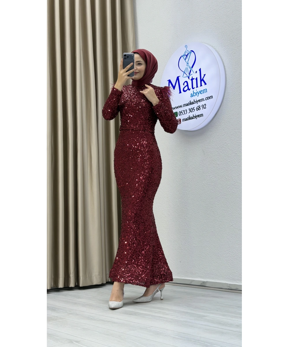 Boru Payet Omuzları Tüy Detaylı Abiye