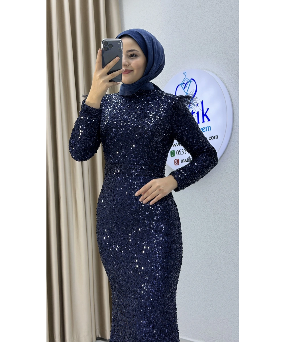 Boru Payet Omuzları Tüy Detaylı Abiye