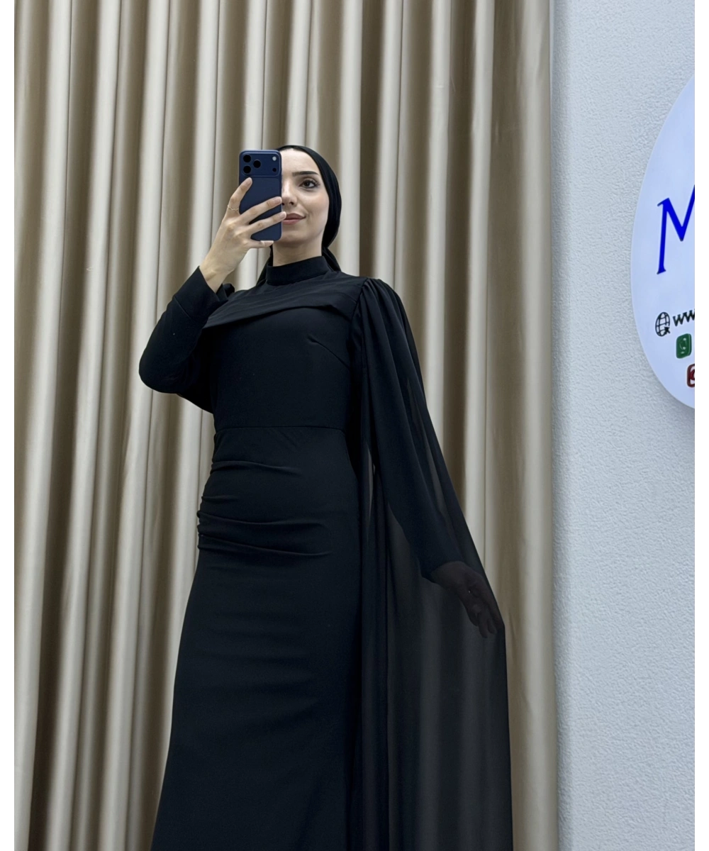 Drapeli Detaylı Dökümlü Uzun Elbise