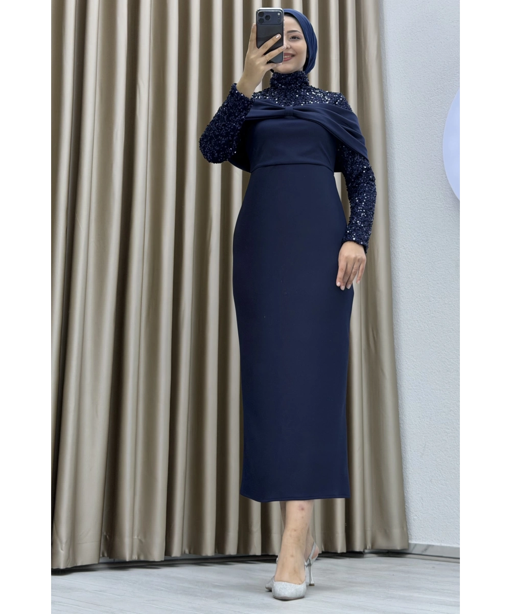 Drapeli Göğüs Detaylı, Payet İşlemeli Uzun Kollu Dik Yaka Kalem Kesim Şık Abiye Elbise