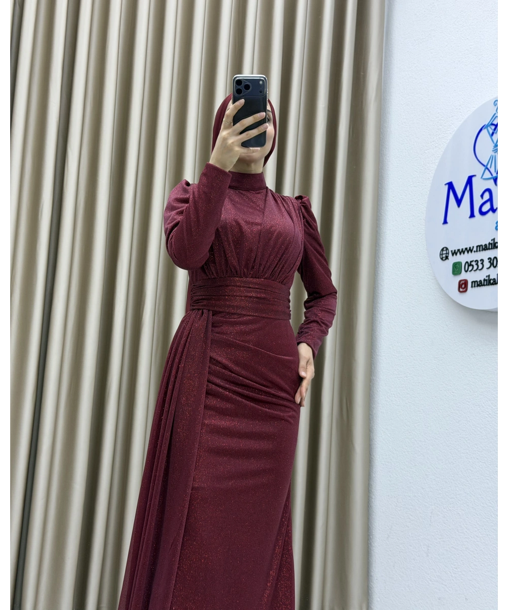 Drapeli Kuşak Detaylı Uzun Abiye Elbise