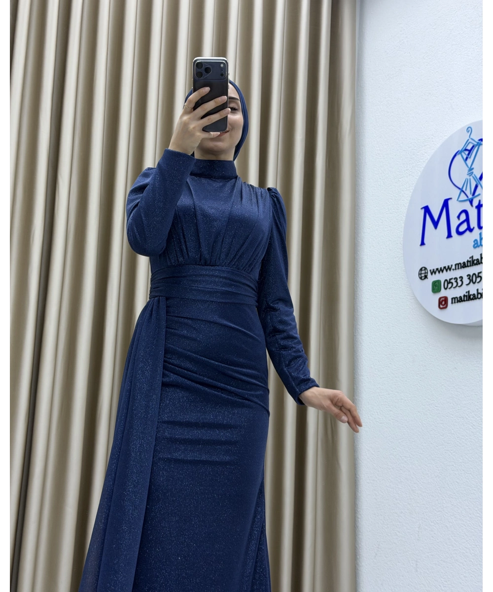 Drapeli Kuşak Detaylı Uzun Abiye Elbise