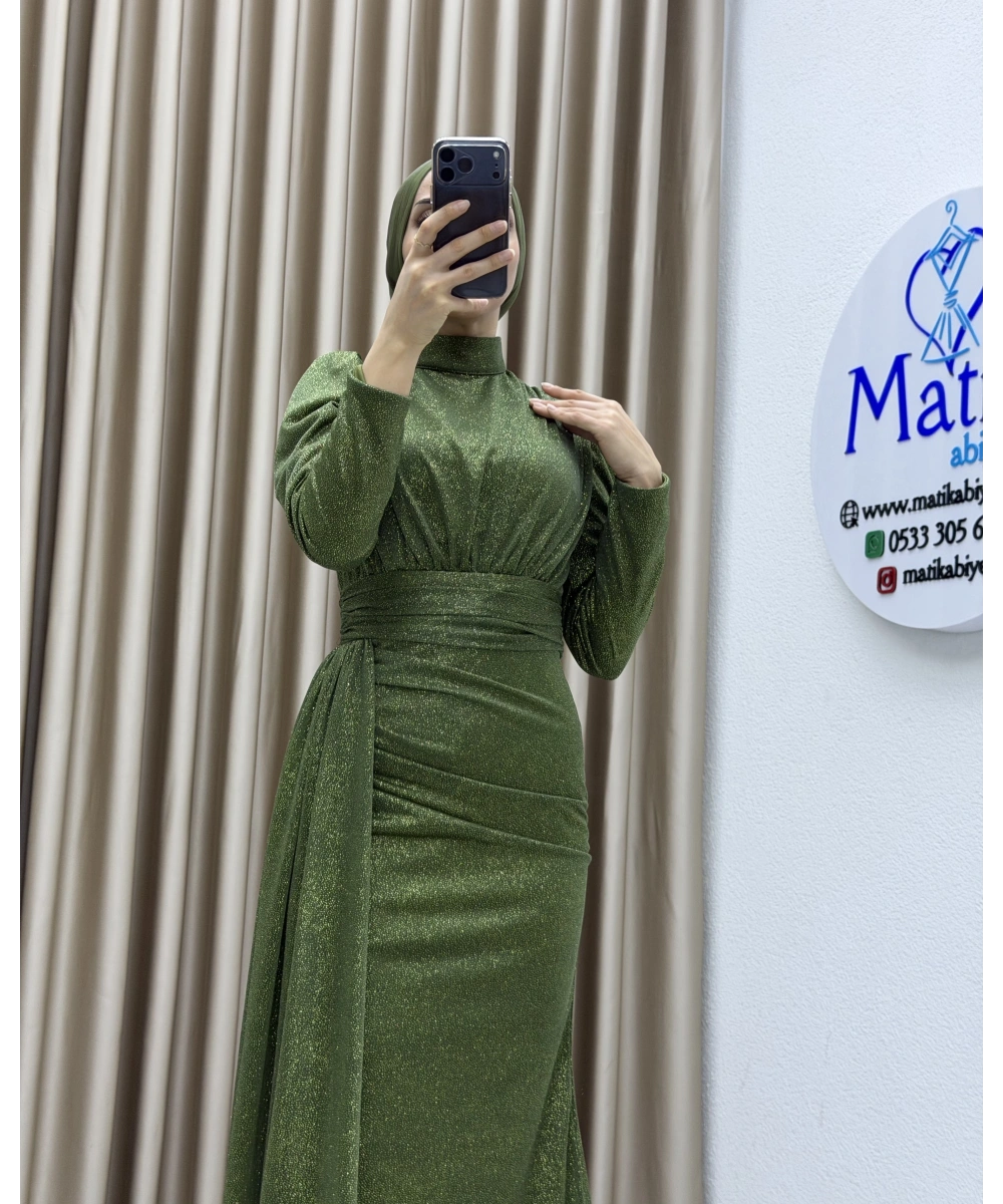 Drapeli Kuşak Detaylı Uzun Abiye Elbise