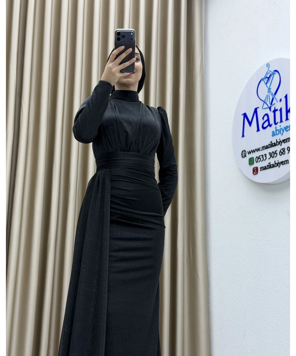 Drapeli Kuşak Detaylı Uzun Abiye Elbise