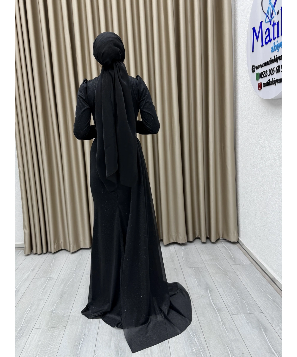 Drapeli Kuşak Detaylı Uzun Abiye Elbise