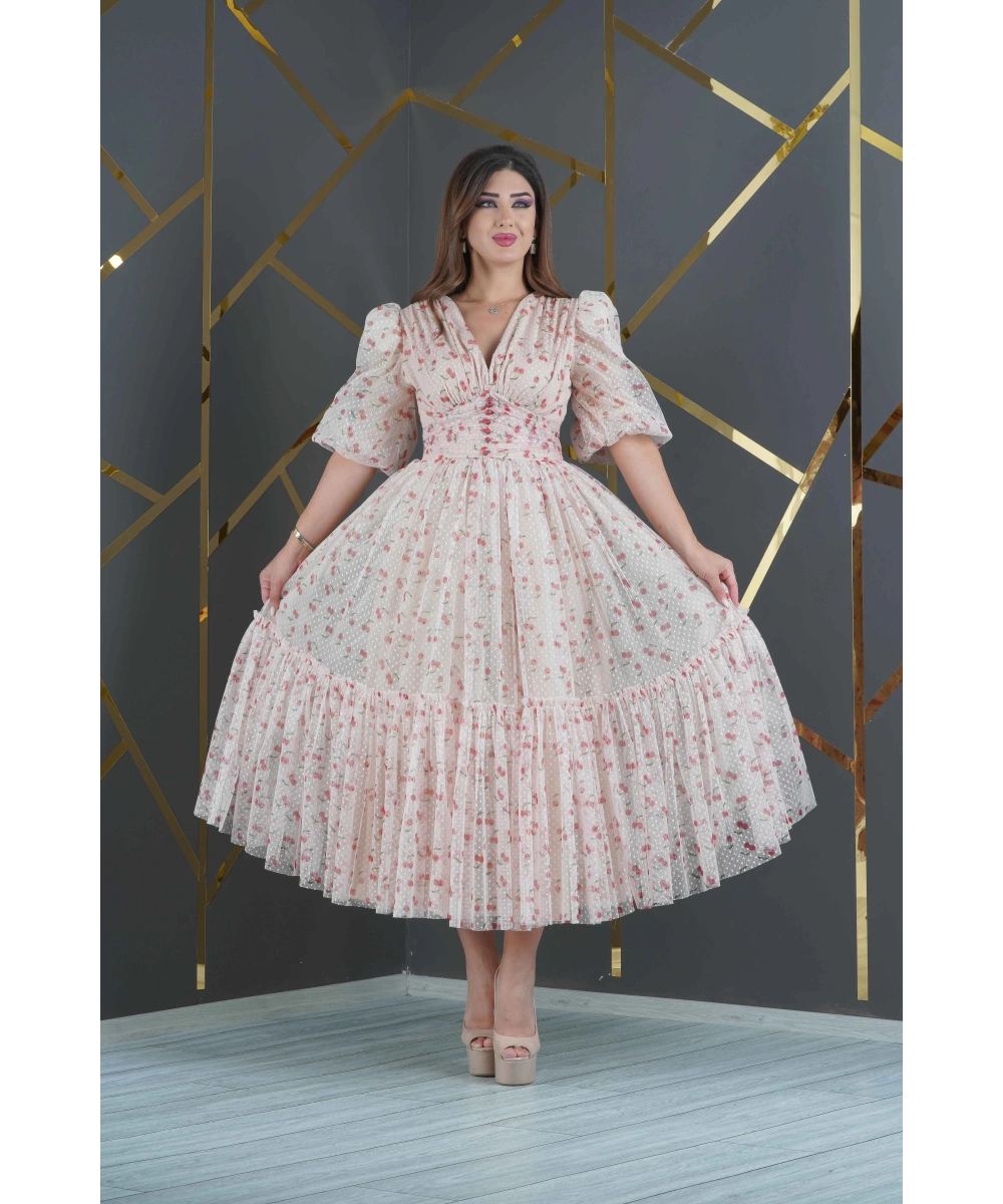Esnek Tül Üzerine Puantiyeli Kiraz Desenli Flok Baskılı Dekolteli Diz Altı Abiye