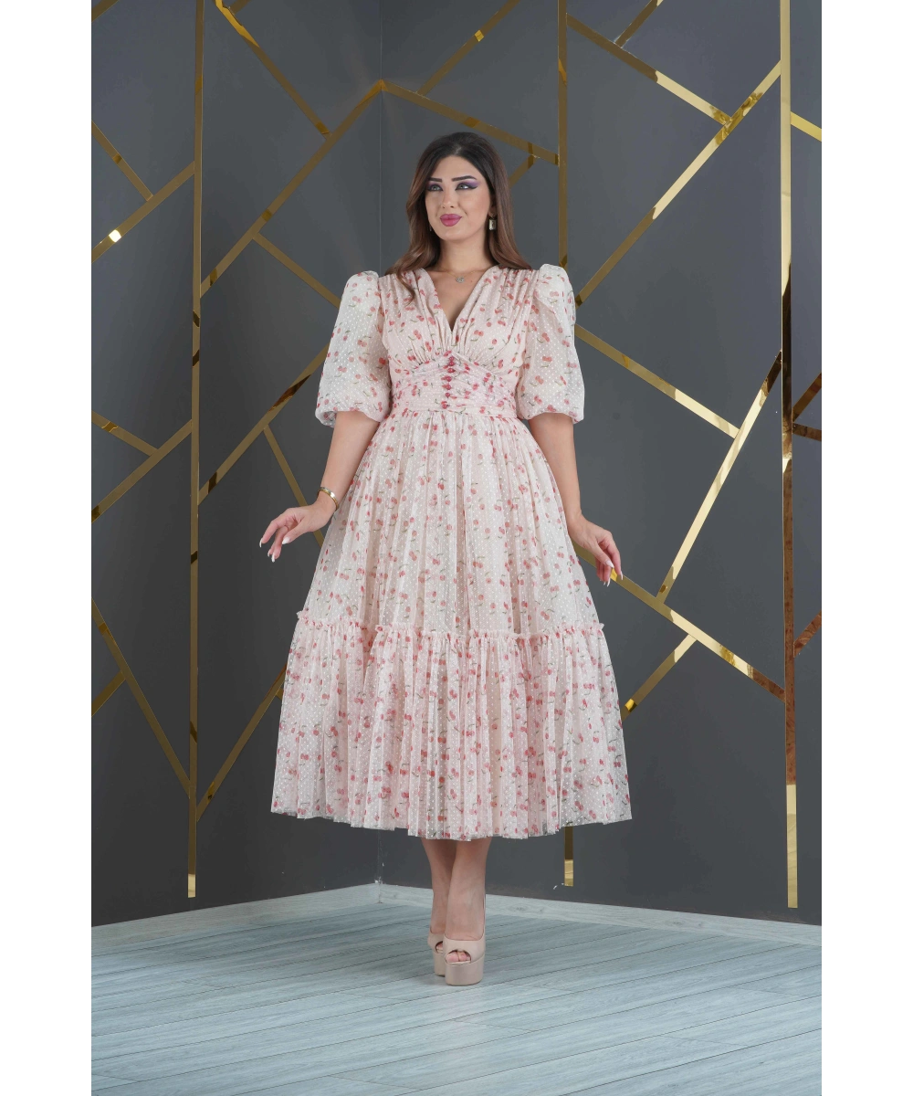 Esnek Tül Üzerine Puantiyeli Kiraz Desenli Flok Baskılı Dekolteli Diz Altı Abiye