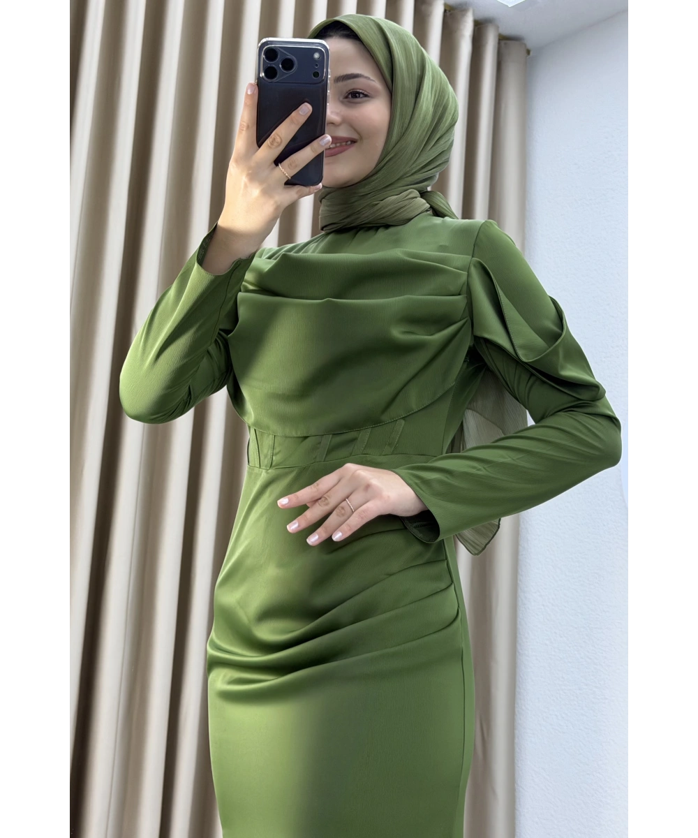 Göğüs Drapeli Asimetrik Üst Detaylı Uzun Kollu Dik Yaka Slim Fit Silüet Uzun Boy Şık Abiye Elbise