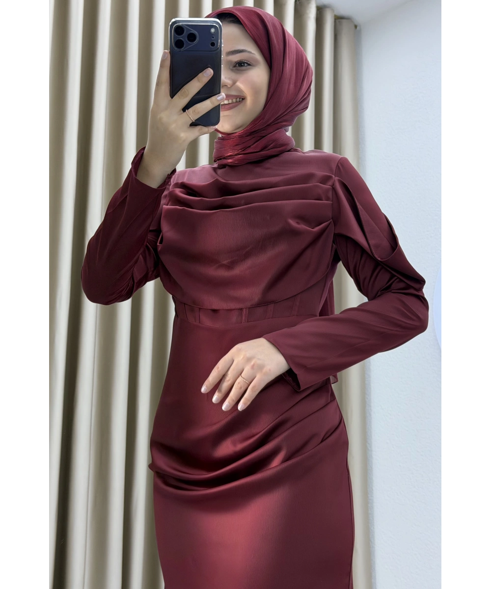 Göğüs Drapeli Asimetrik Üst Detaylı Uzun Kollu Dik Yaka Slim Fit Silüet Uzun Boy Şık Abiye Elbise