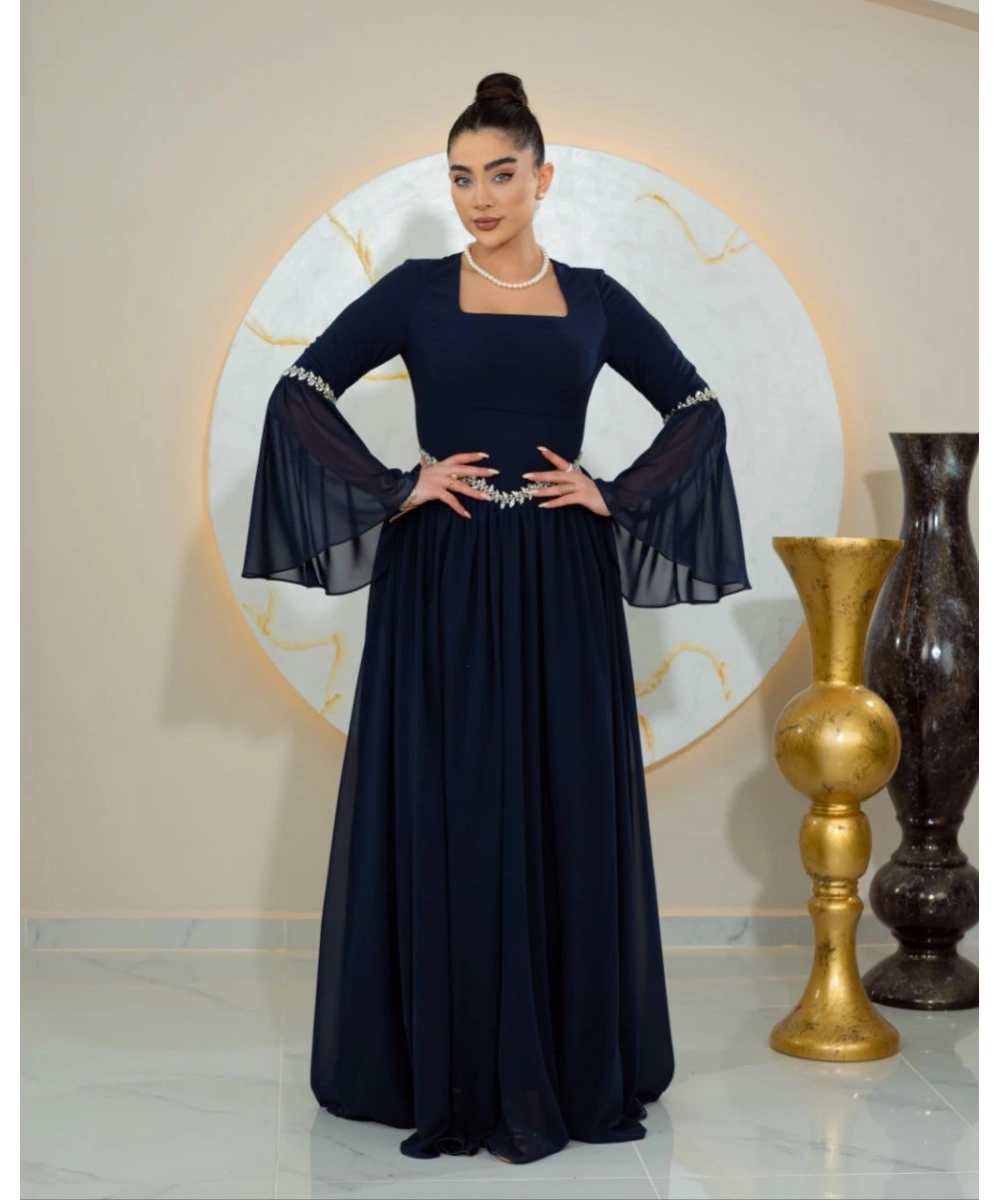İnci Detaylı Şifon Kol Tasarımlı Uzun Lacivert Abiye Elbise